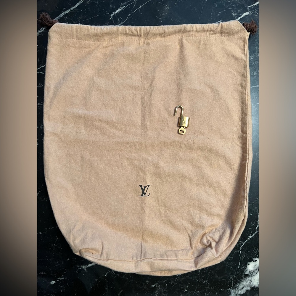 Louis Vuitton Dust Bag with Gold Lock